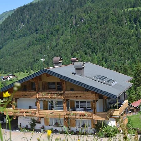 Alp-Chalet Hirschegg  Buitenkant foto