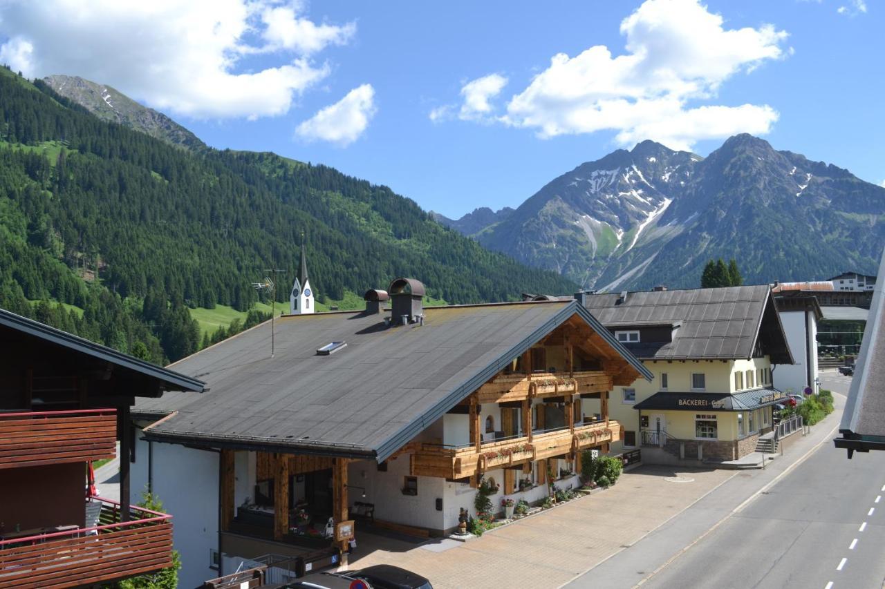 Alp-Chalet Hirschegg  Buitenkant foto