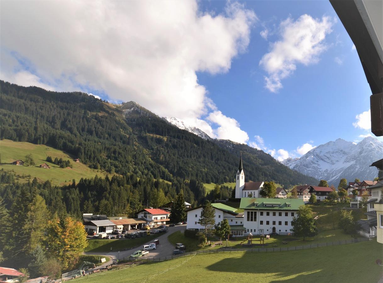Alp-Chalet Hirschegg  Buitenkant foto